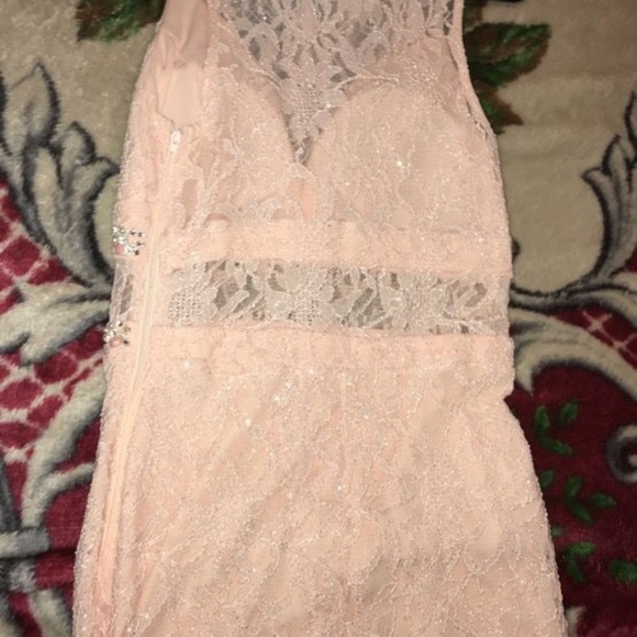 Dress - Picture 8 of 8